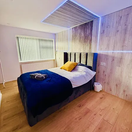 Centre- 9 Bed House With Free Parking Apartmán Birmingham